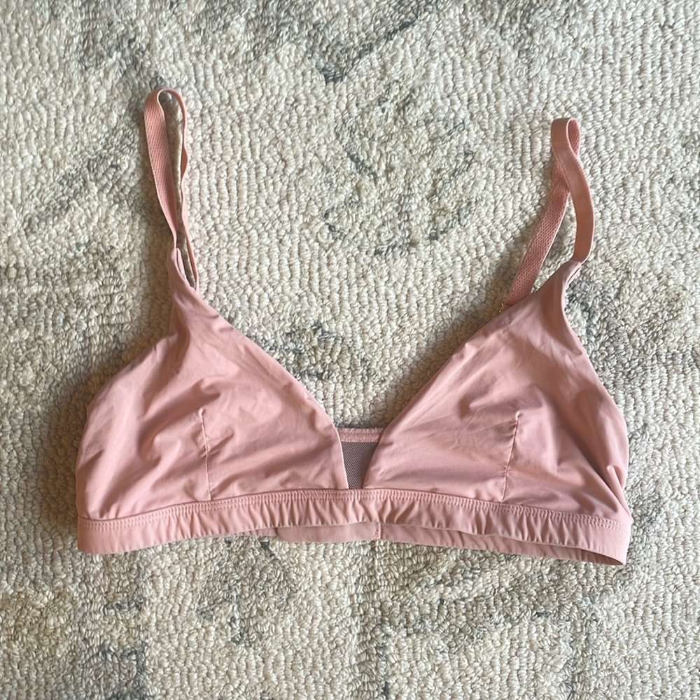 Pepper limitless bra pink wire free scoop bra size small